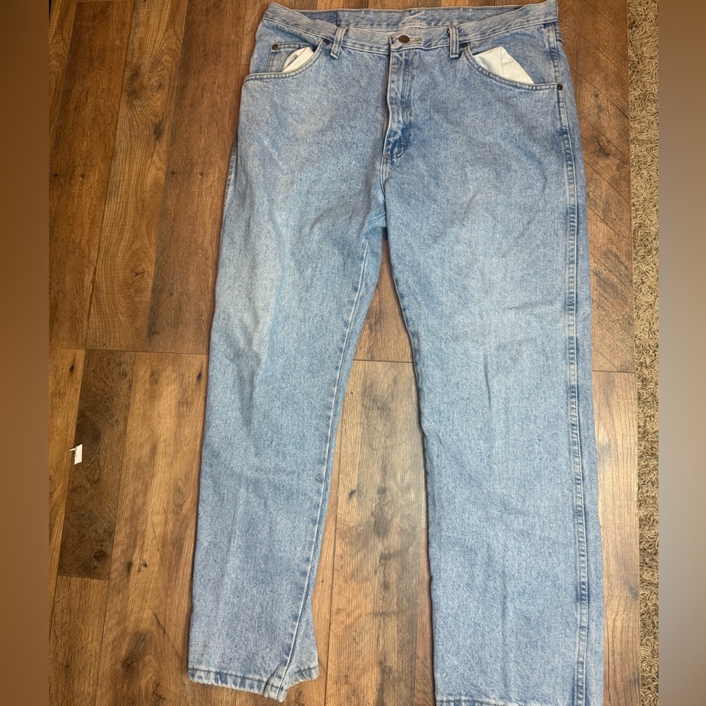Wrangler Light Blue Relaxed Fit Jeans